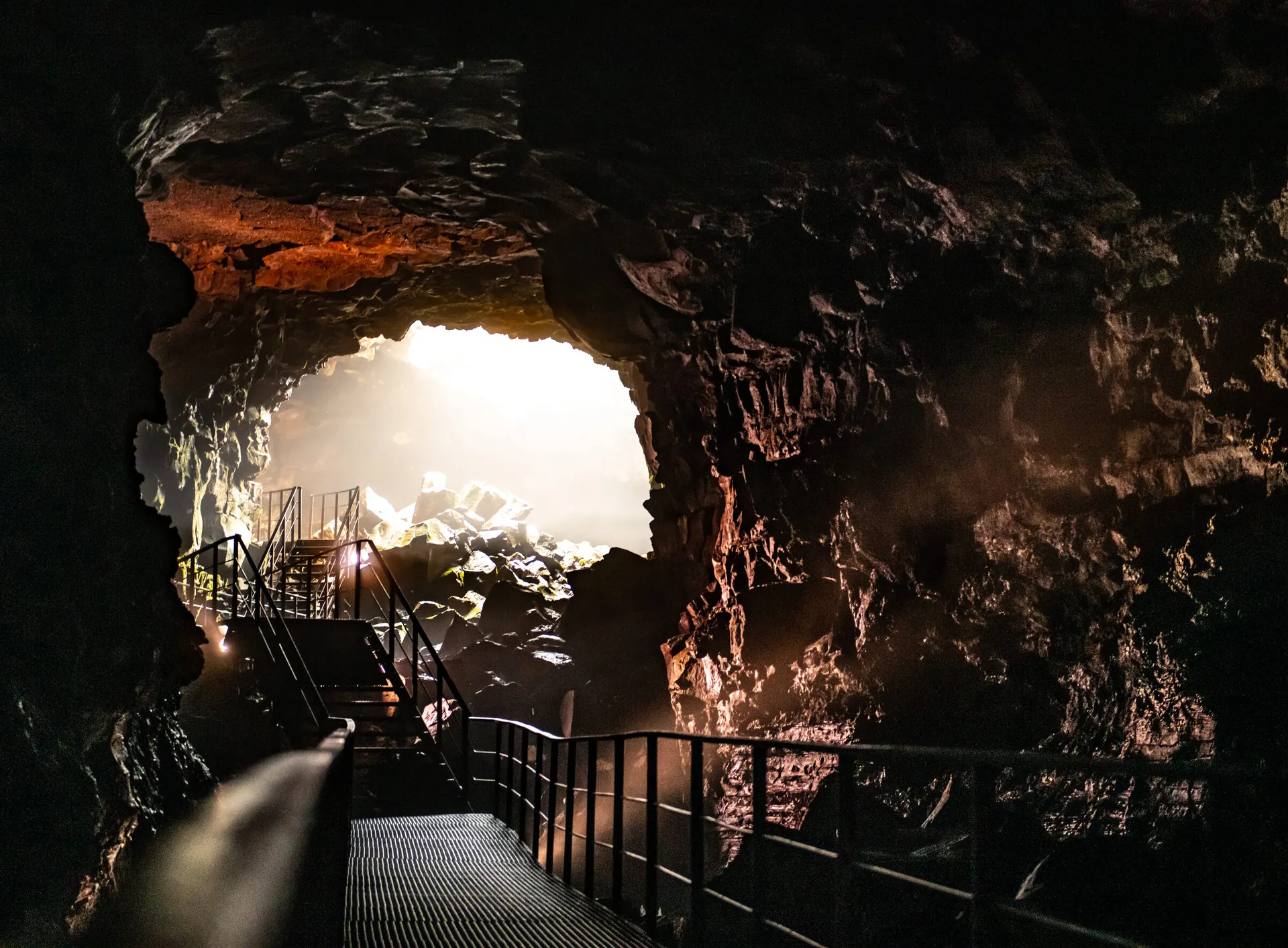 Raufarhólshellir Lava Tunnel
